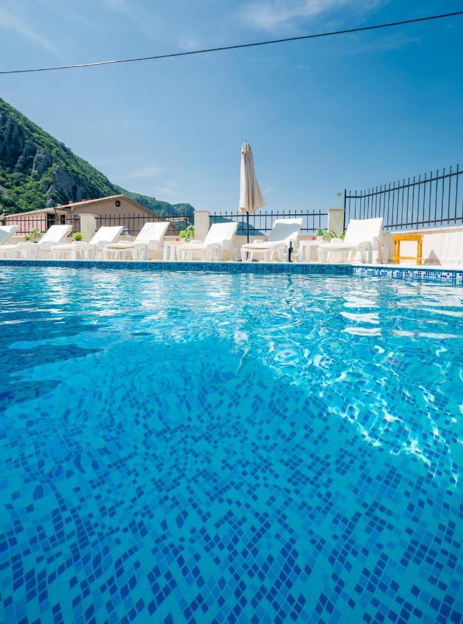 Ferienwohnung Boka Bay Kotor Exterior foto